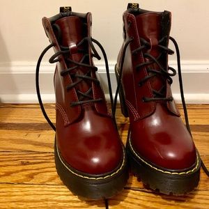 Dr. Martens Persephone size US 6 uk 4.